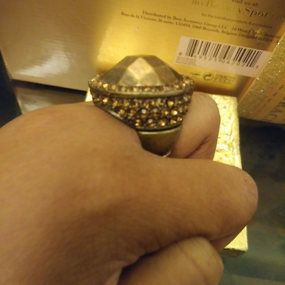 Round Bronze Ring w/ Brown Rhinestone Accent